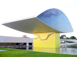 Museu Oscar Niemeyer - MON